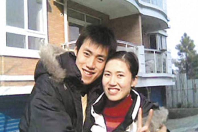 瘫痪19年汤淼现状：母亲妻子均已改嫁，9岁女儿很可爱，郎平多次探望|周苏红|排球|中国男排|人生|前妻_新浪新闻